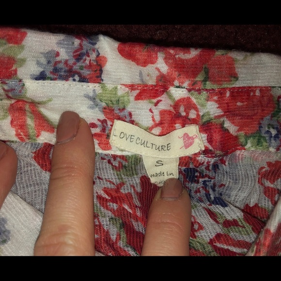 Women’s button down - Picture 3 of 3